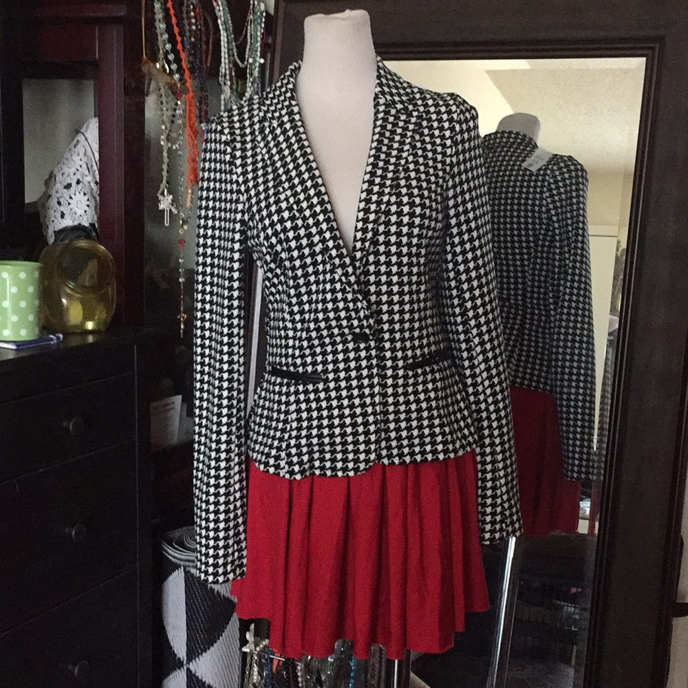 Sawtooth print blazer/ jacket 🧥👍🏼❤️